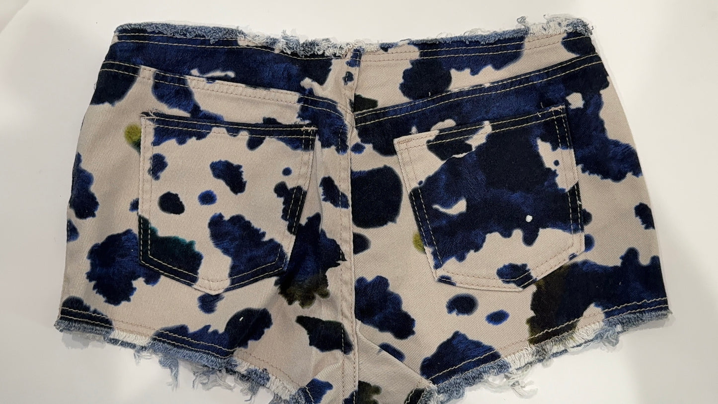 Moo Mood Shorts