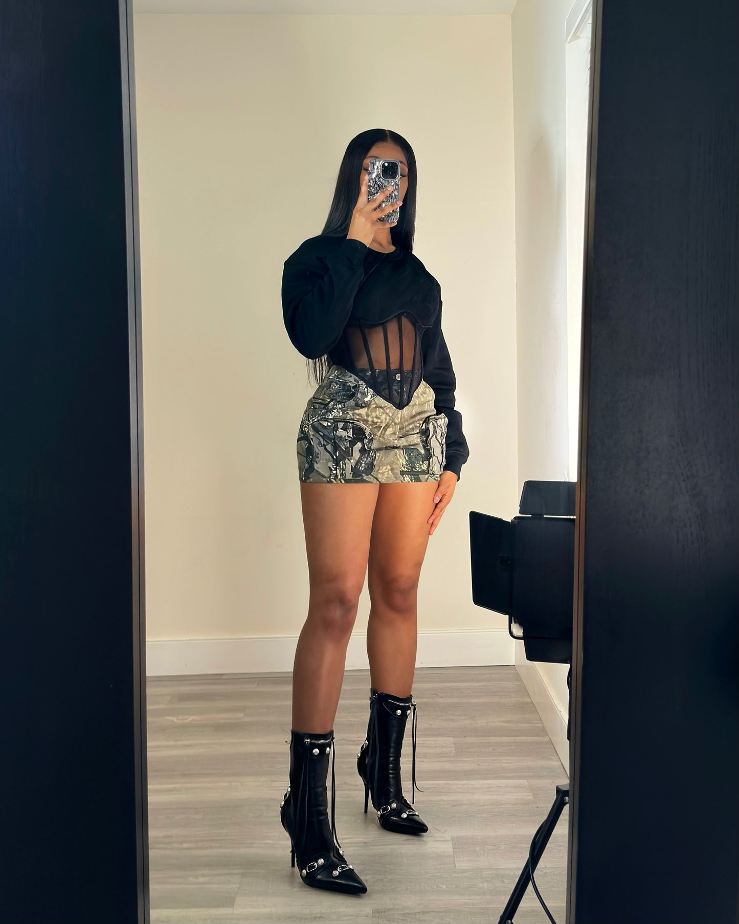 Looks Kill Mesh Sweatshirt