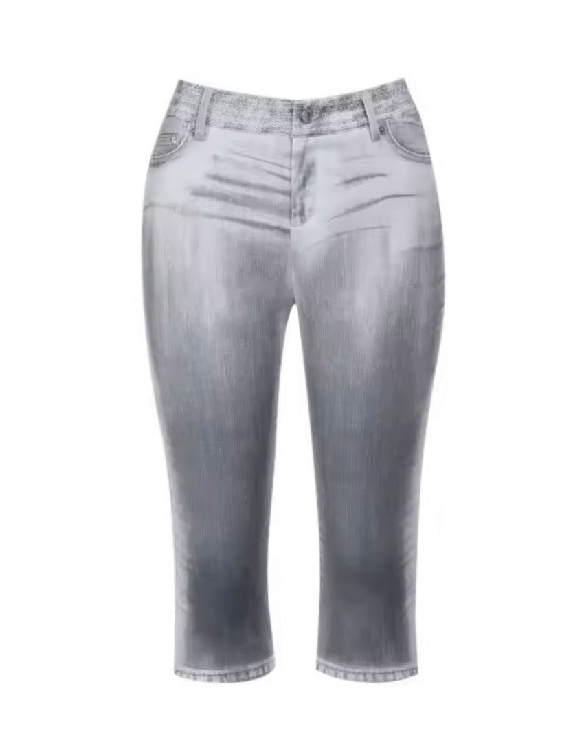 Off the Record Capris